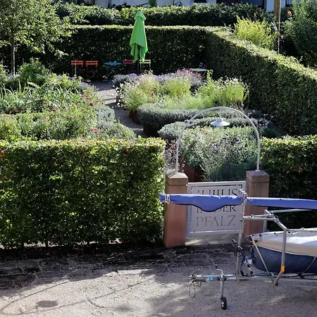 Julius In Der Pfalz Hotel